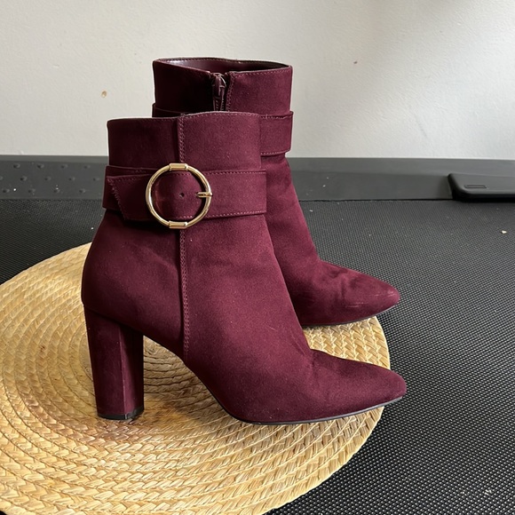 Jones New York Chic Ankle Booties Size 6.5 - Picture 3 of 12